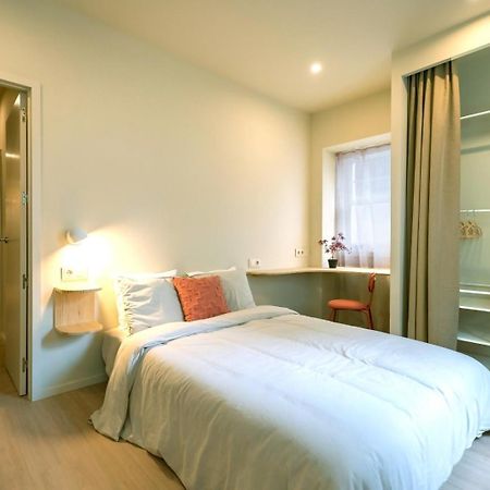 Mina Nai Apartment Ferrol Esterno foto