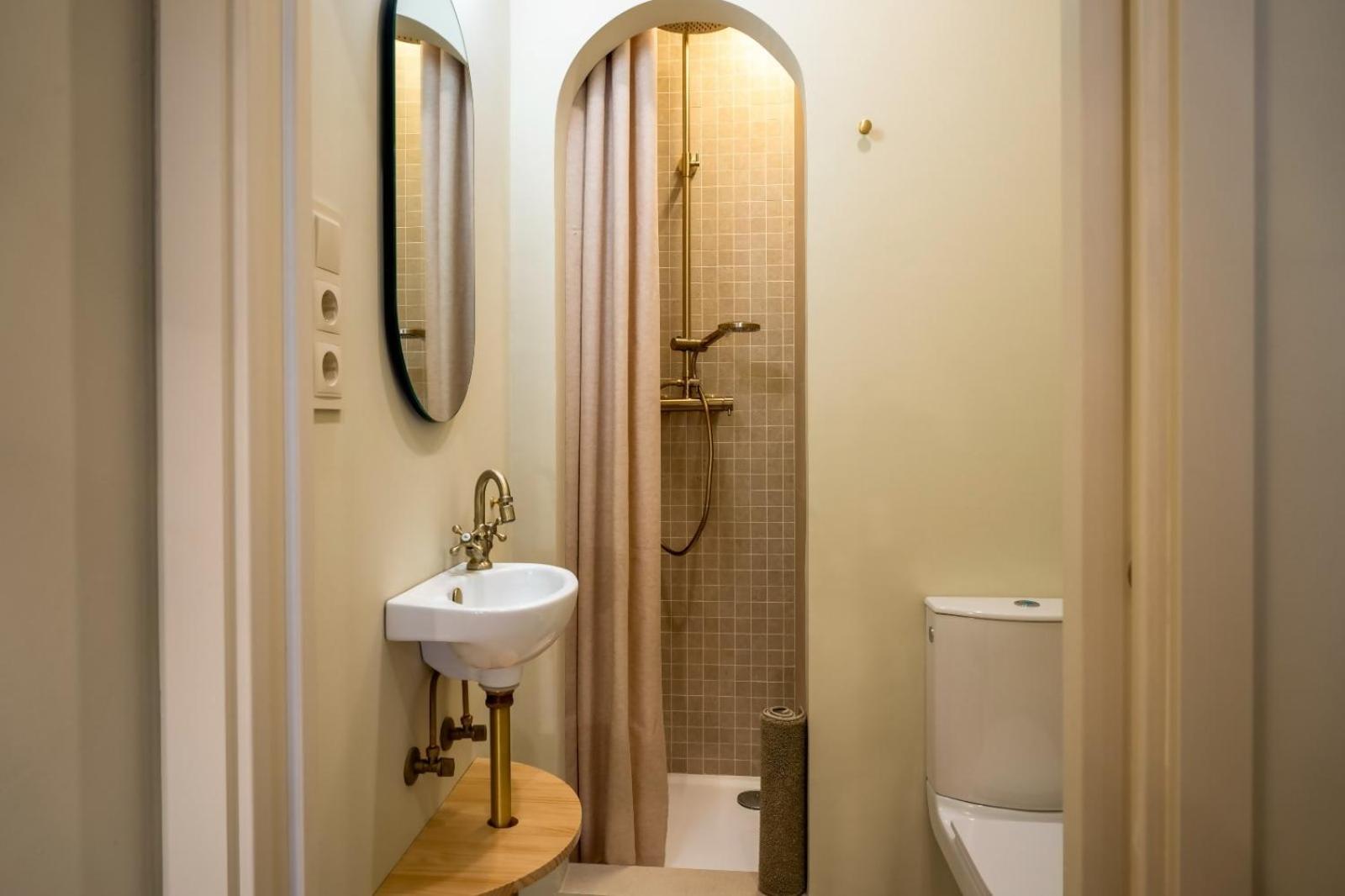 Mina Nai Apartment Ferrol Esterno foto